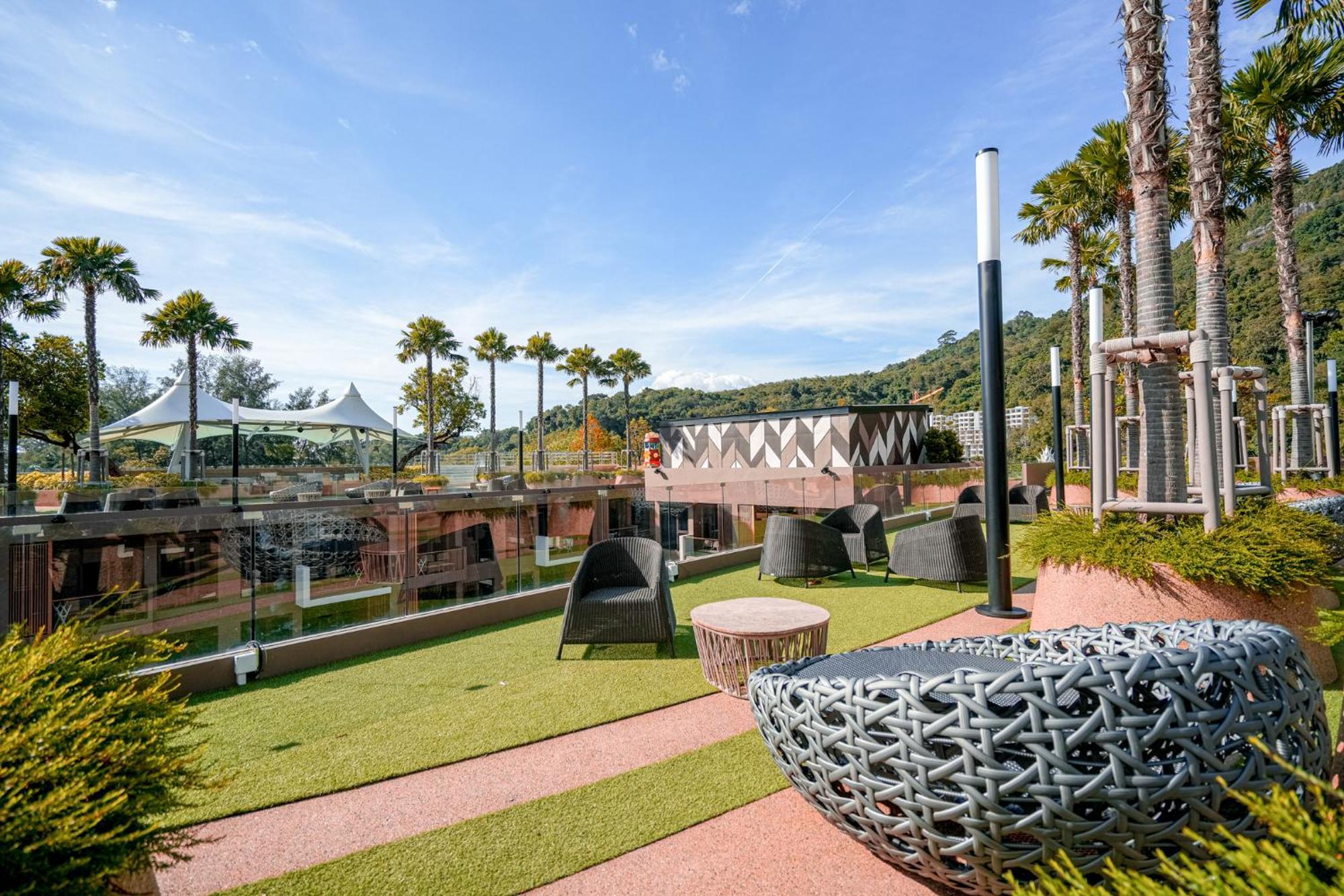 The Marin Phuket Kamala Beach Praia de Kamala Exterior foto