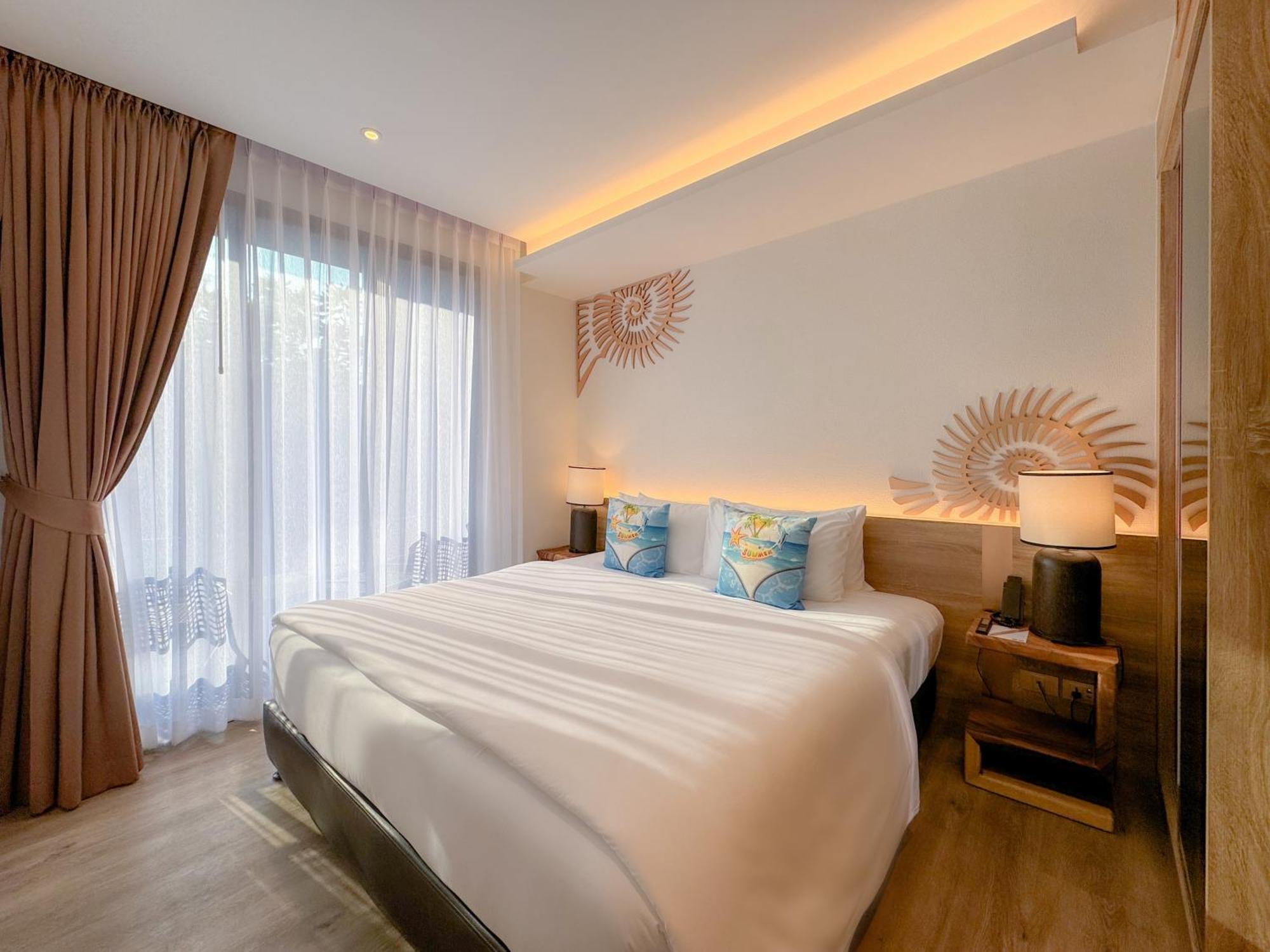 The Marin Phuket Kamala Beach Praia de Kamala Exterior foto