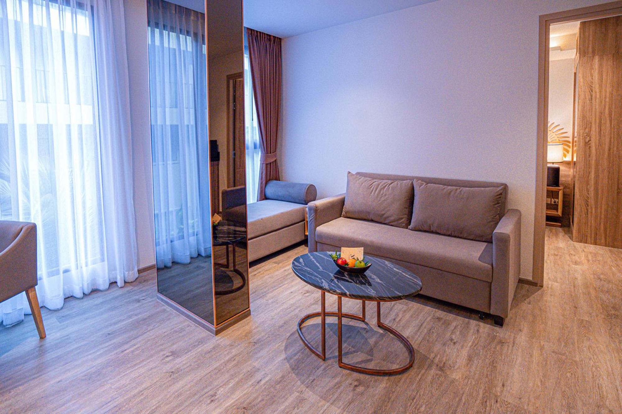 The Marin Phuket Kamala Beach Praia de Kamala Exterior foto